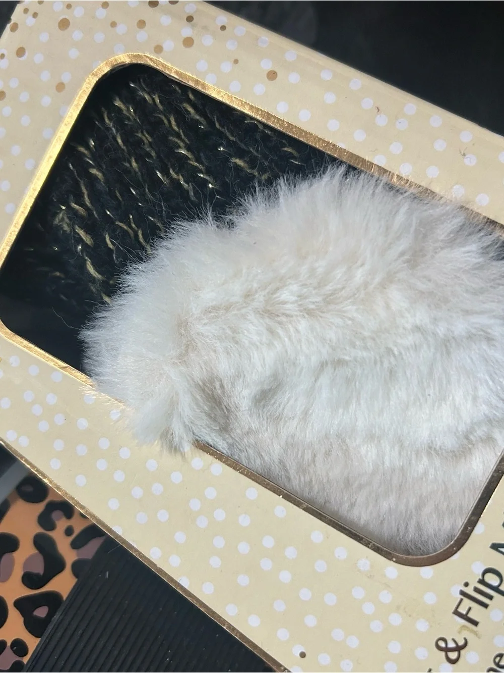 totes Leopard Print Mug & Cream Faux-Fur Flip mitts - glove’s